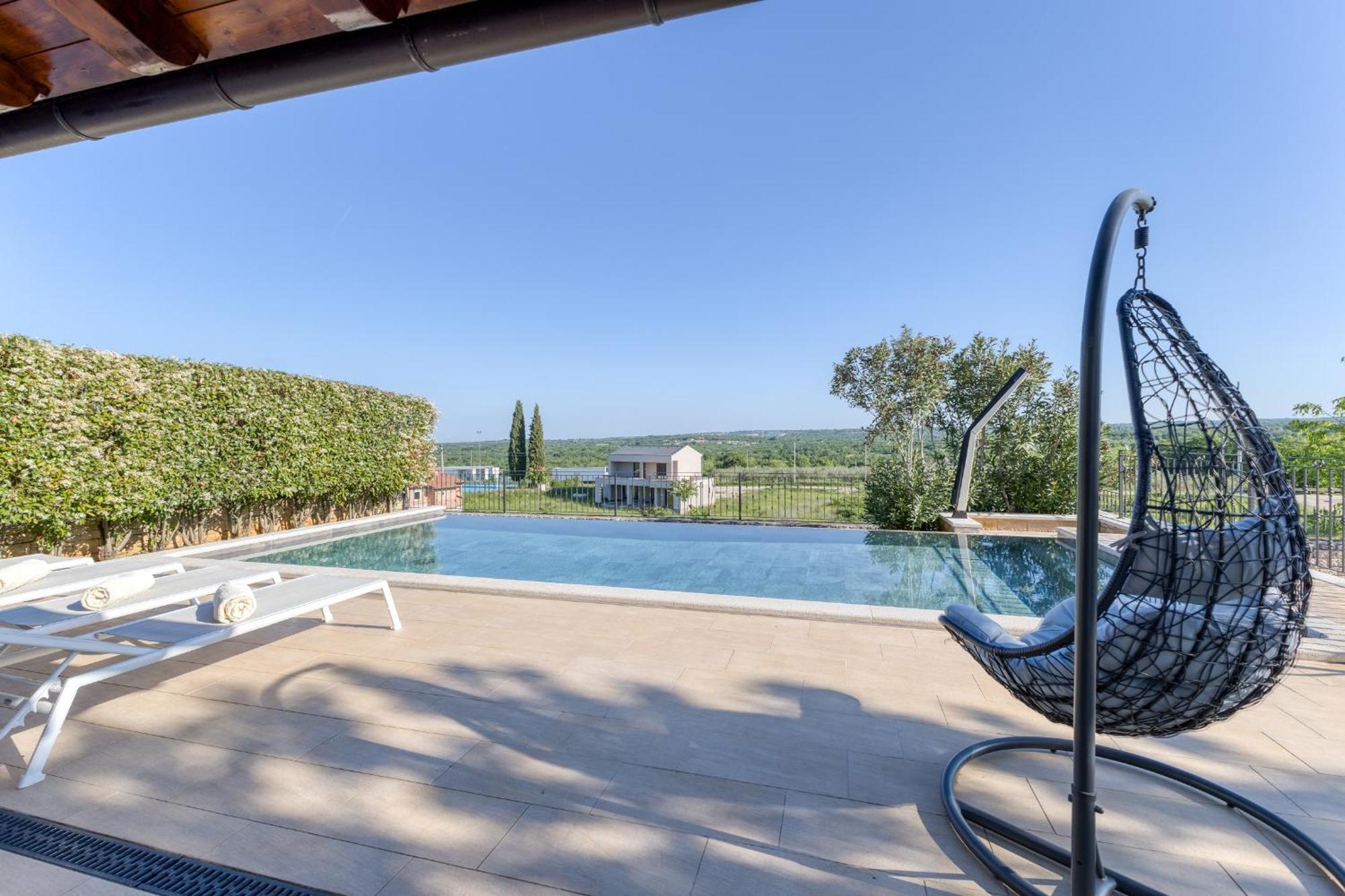 Villa Sana Selina ภายนอก รูปภาพ